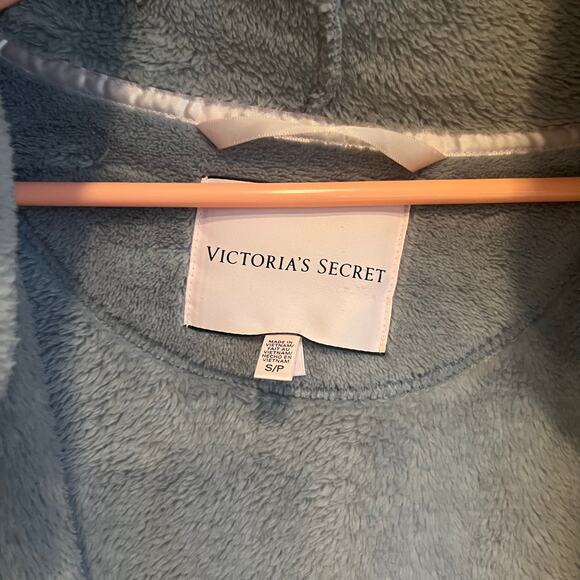 Victoria's Secret Gray Grey Soft Cozy Plush Hooded Short Robe Small Belt Tie - Picture 4 of 4